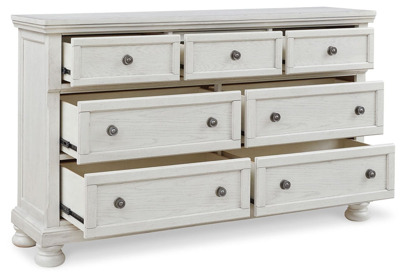 Robbinsdale - Panel Storage Bedroom Set