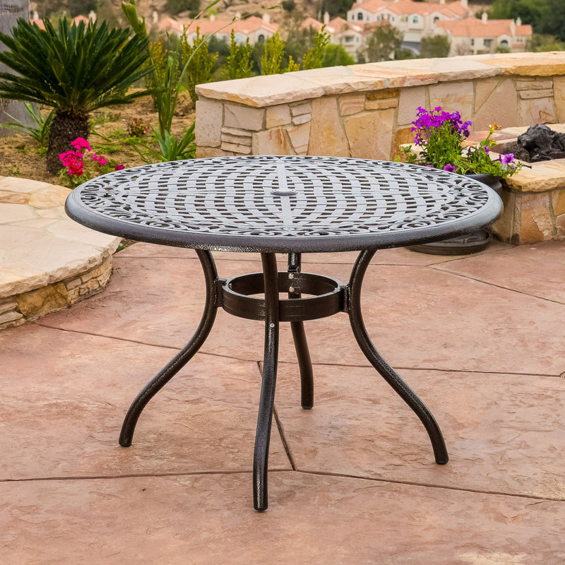 Tranquilius - Outdoor Round Dining Table With Lattice Tabletop, Umbrella Hole And Curved Legs